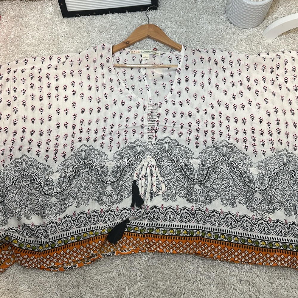 RAGA ANTHROPOLOGIE Tybee Beach Poncho/ Cover up Top - Picture 8 of 9